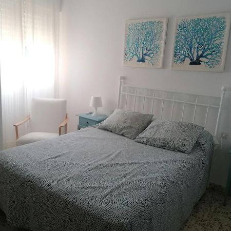 דירות Piso Familiar Con Piscina Y Aparcamiento En Torre Del Mar - Edificio Ronda I מראה חיצוני תמונה